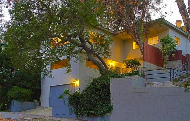 Mid-Century: 1812 La Loma Rd., Pasadena, 91105
